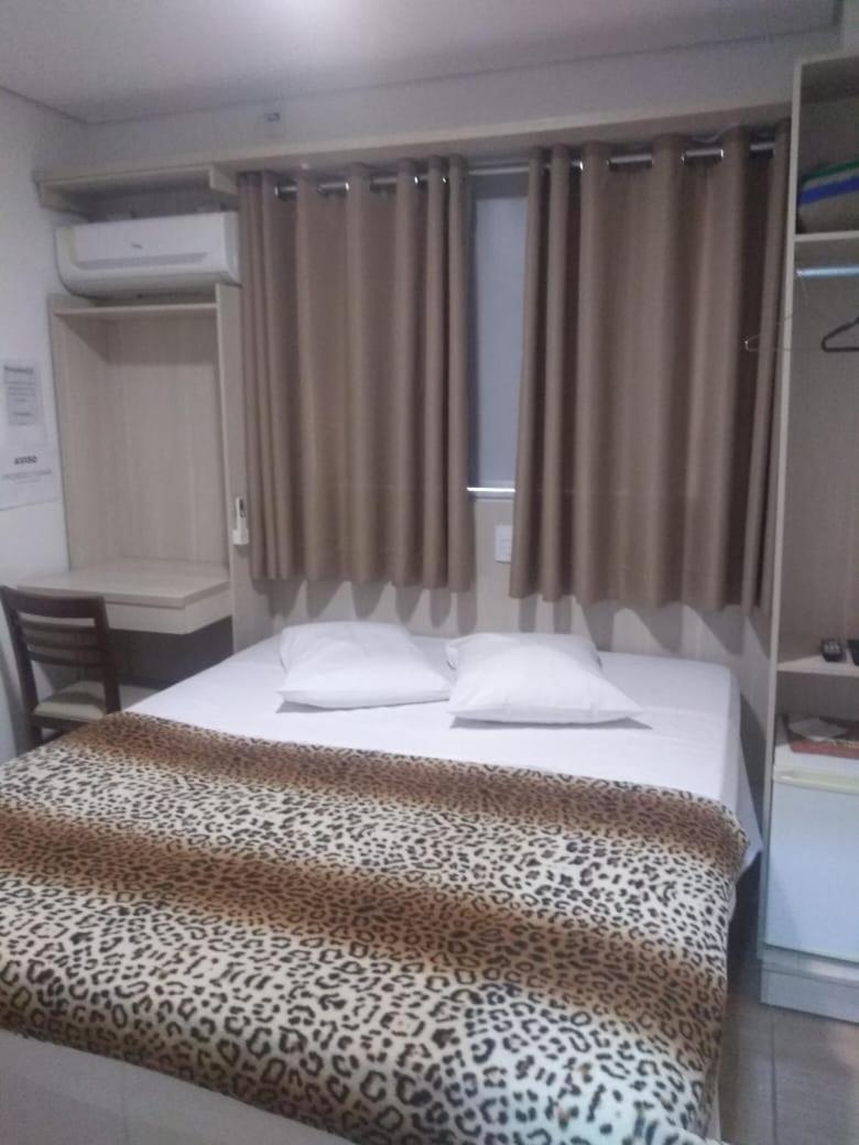 Grand Enio Hotel E Cantina Varginha  Bagian luar foto
