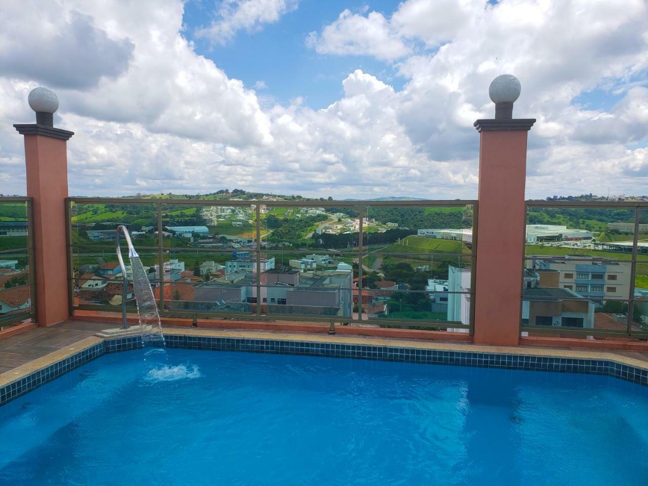 Grand Enio Hotel E Cantina Varginha  Bagian luar foto